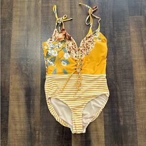 Albion Fit The Rachel Yellow Floral One-Piece Size Medium